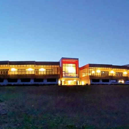 Hotel Mildiss Besse-et-Saint-Anastaise Exterior foto